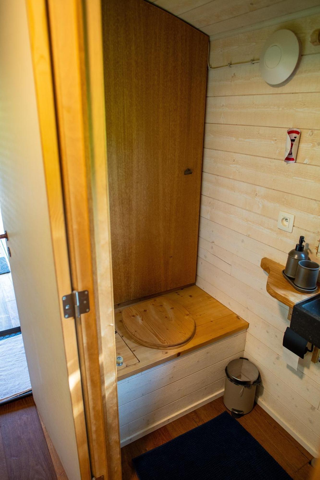 La Tiny House De La Bergerie Villa Lierneux Bagian luar foto