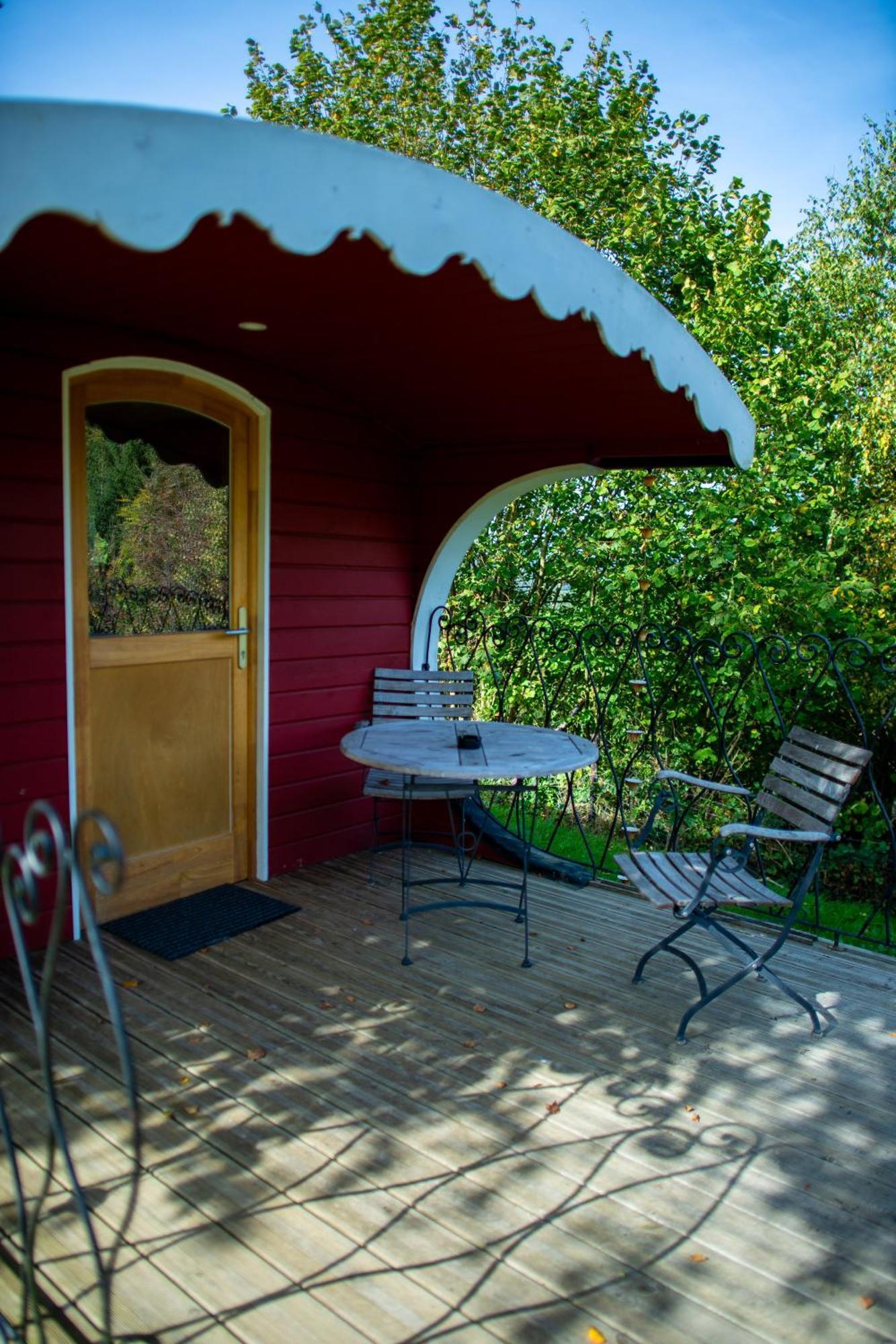 La Tiny House De La Bergerie Villa Lierneux Bagian luar foto