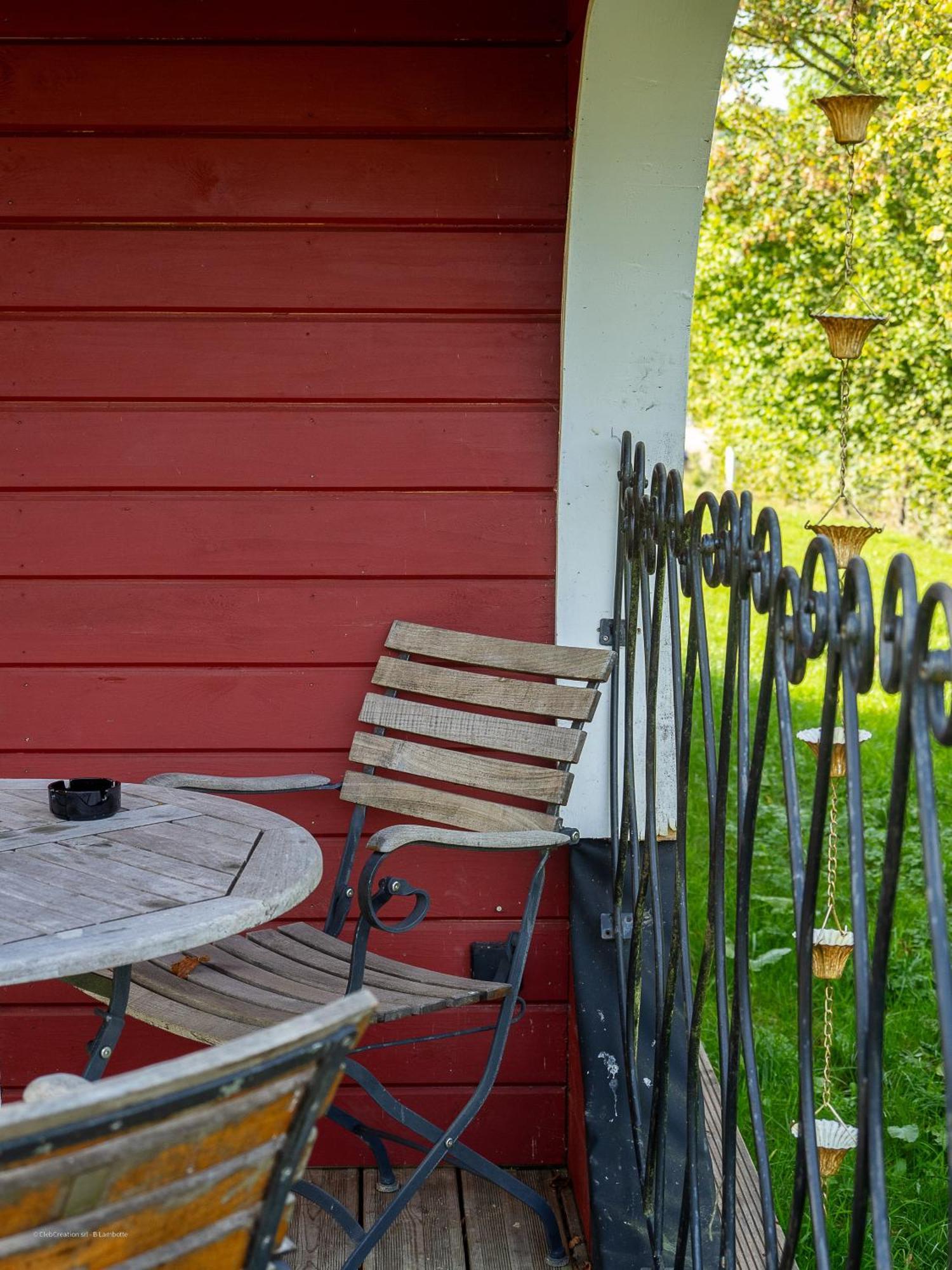 La Tiny House De La Bergerie Villa Lierneux Bagian luar foto